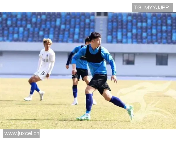 武汉羽毛球队状态变革引发热议球员表现与战术调整成焦点讨论 武汉羽毛球队状态变革引发热议球员表现与战术调整成焦点讨论